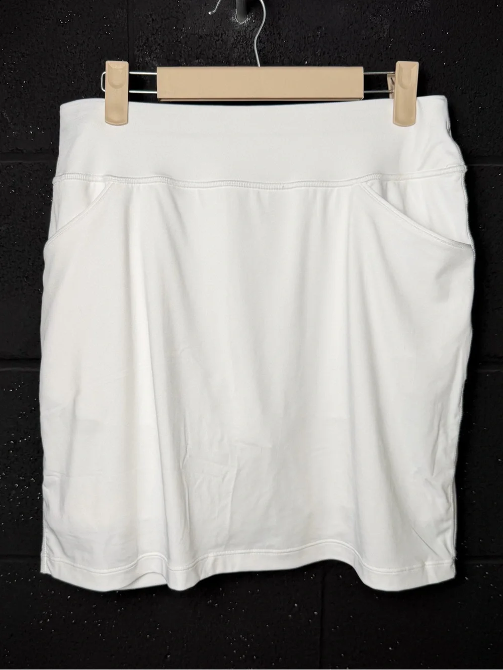 Coolibar White UPF50+ Active Skirted Tennis Skirts with Shorts - Small